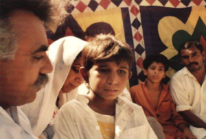 The first meeting with the carpet slave child Iqbal Masih at Shekhupura September 1992(1)